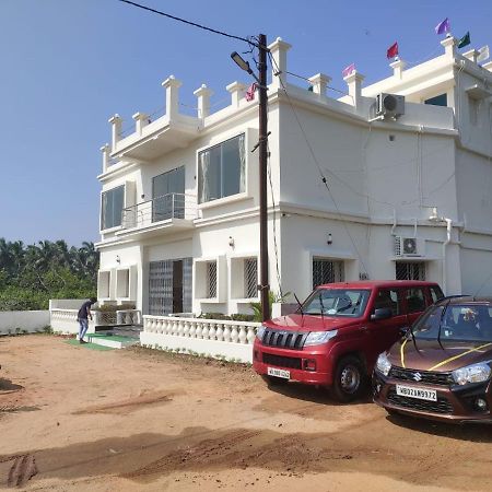 The Pearl Hotel Puri Bagian luar foto