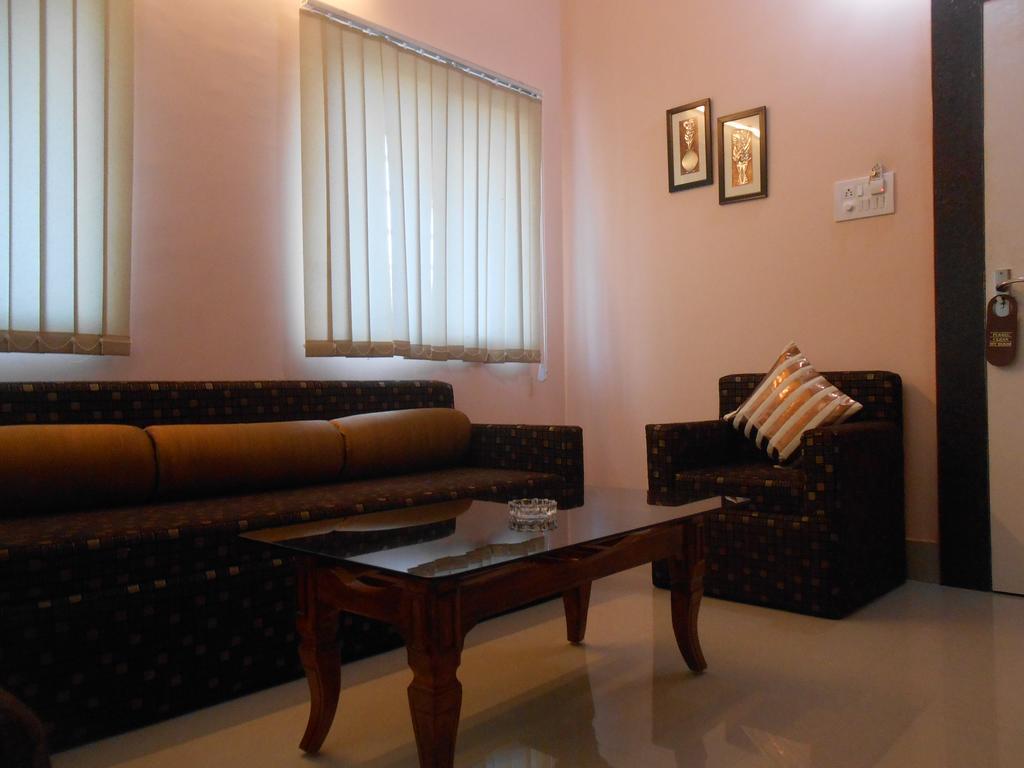 The Pearl Hotel Puri Bagian luar foto
